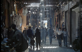 En el interior del souk de Marrakech
